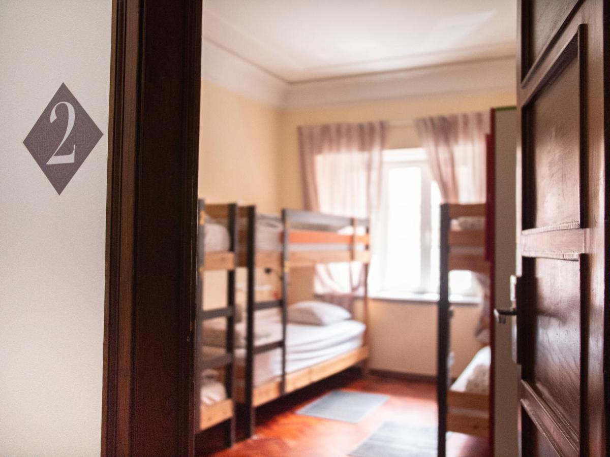 Lisbon Top Hostel Bagian luar foto